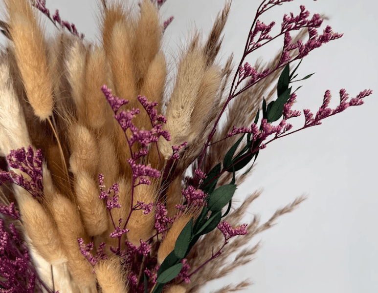 Bohodriedflowerhomedecorpampasgrasspinkstemsgreeneucalyptusdouceurdesplumes2