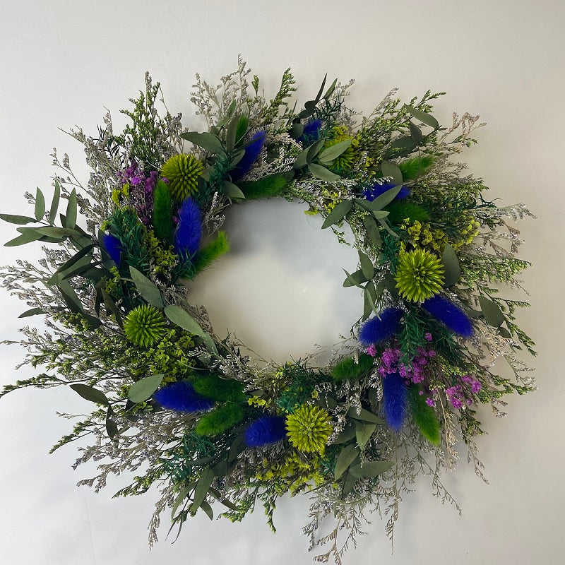 Briarwreath dried wreath handcrafted from naturally dried stems by Bouquet Cards