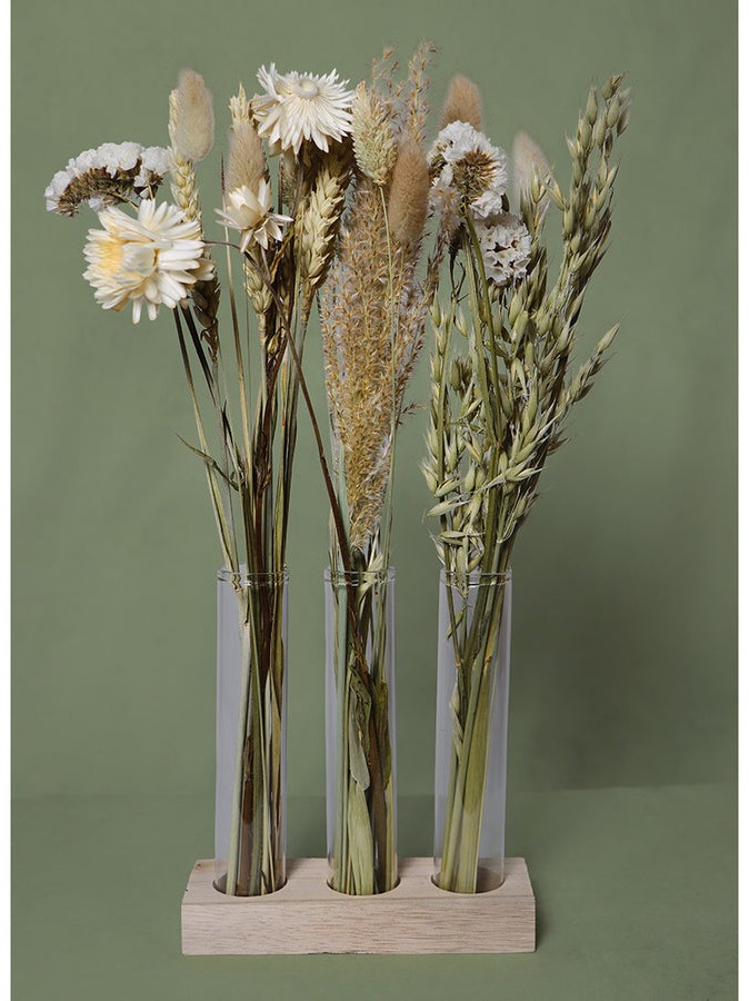 Naturefield letterbox flowers with vases handcrafted from naturally dried stems by Bouquet Cards